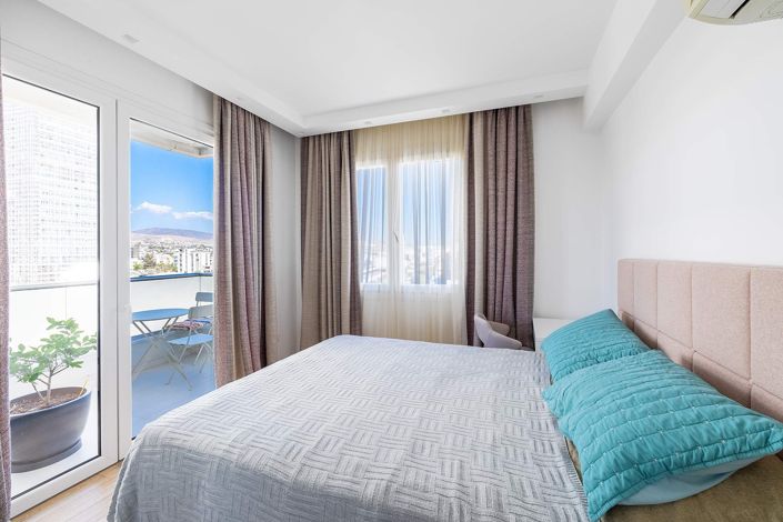 Image No.18-3 Bed Apartment for sale