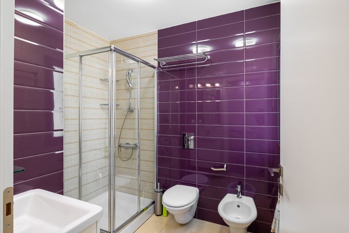 Image No.13-3 Bed House for sale