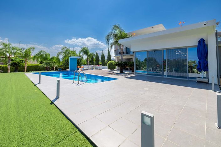 Image No.23-3 Bed House for sale