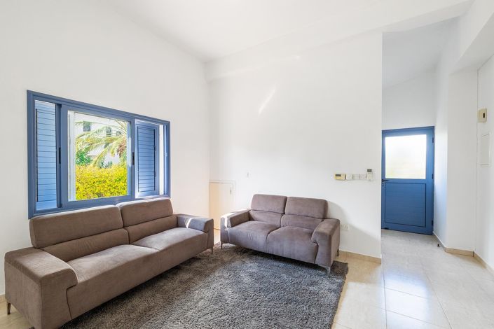 Image No.14-4 Bed House for sale