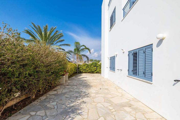 Image No.23-4 Bed House for sale