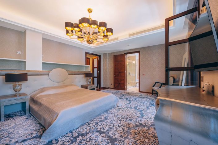 Image No.12-6 Bed Villa for sale