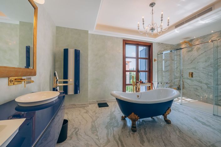 Image No.18-6 Bed Villa for sale