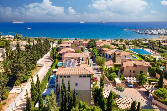 Image No.2-6 Bed Villa for sale