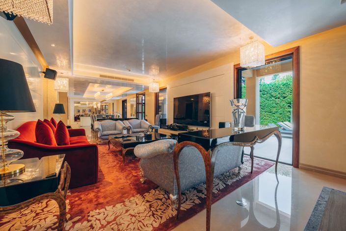 Image No.5-6 Bed Villa for sale