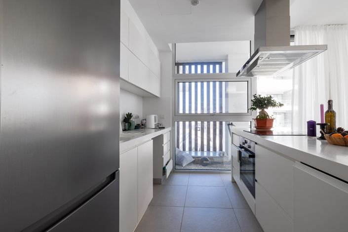 Image No.10-2 Bed Apartment for sale