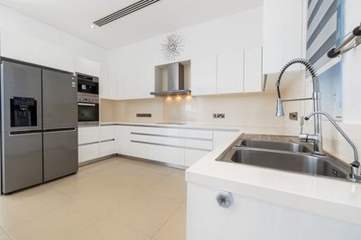 674ccc74-18f7-4902-8527-9d1e8856bced