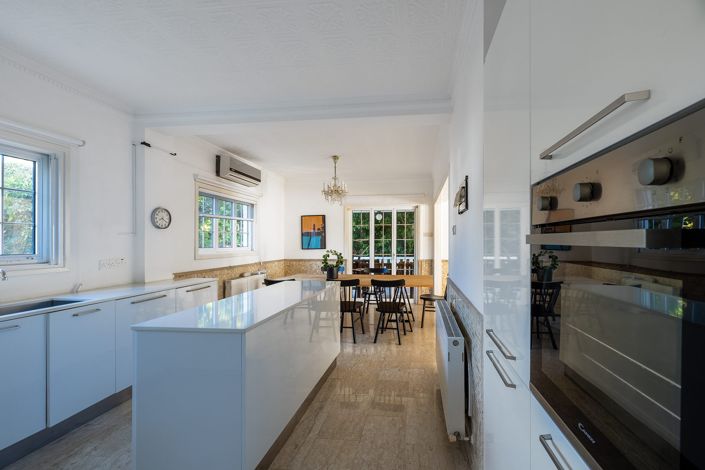 Image No.11-4 Bed Villa for sale