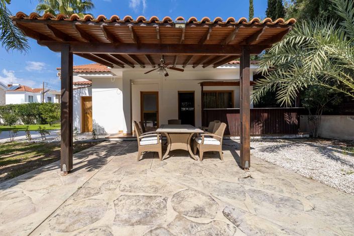 Image No.5-5 Bed House for sale