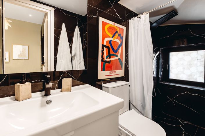 Image No.16-2 Bed Apartment for sale