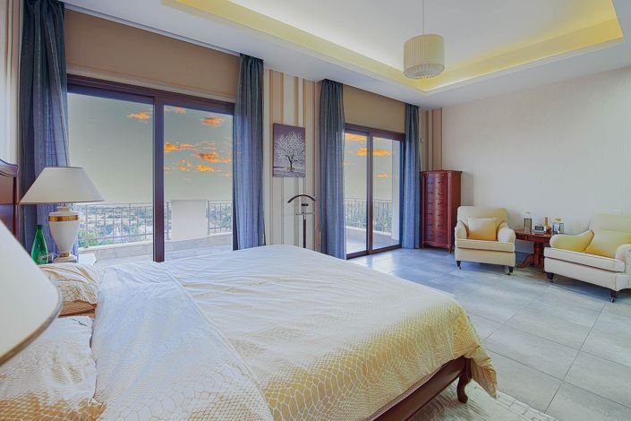 Image No.16-5 Bed House for sale