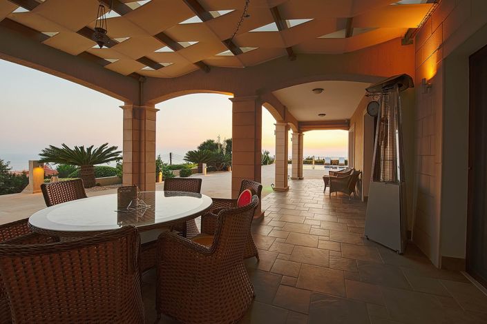 Image No.20-5 Bed House for sale