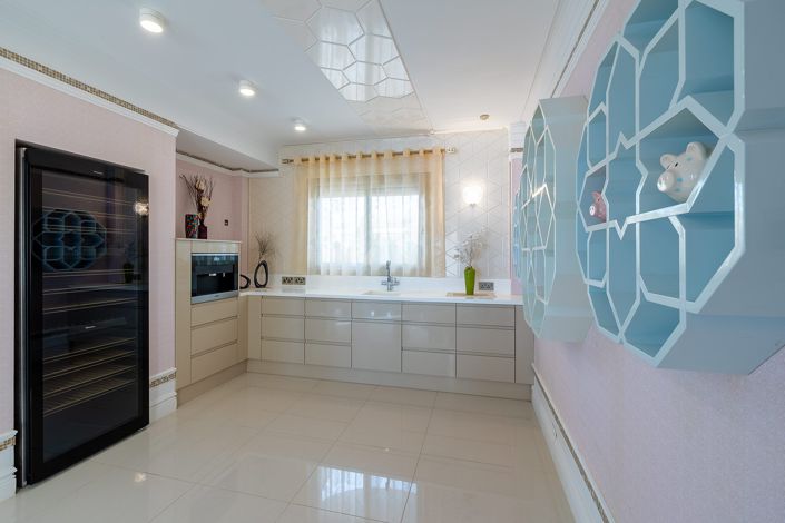 Image No.9-6 Bed Villa for sale