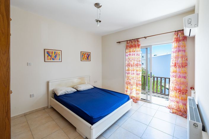 Image No.22-3 Bed House for sale