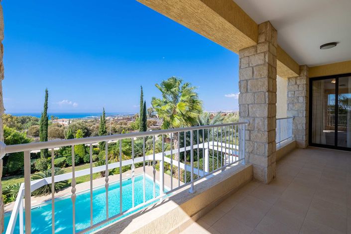 Image No.15-4 Bed House for sale