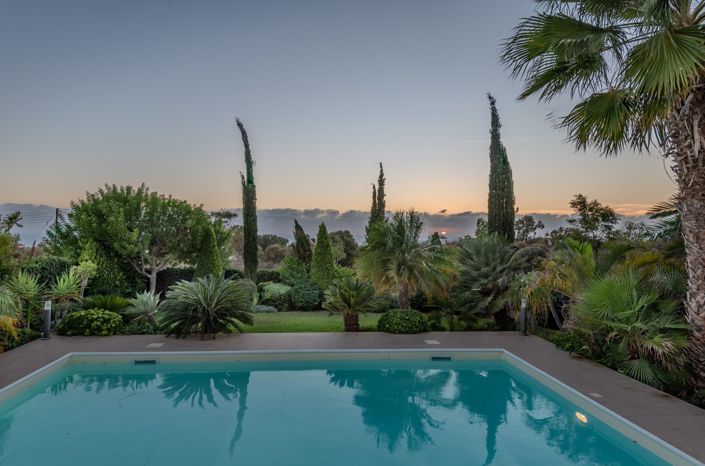 Image No.21-4 Bed House for sale