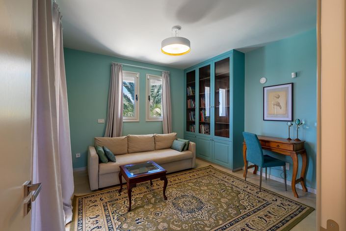 Image No.7-4 Bed House for sale