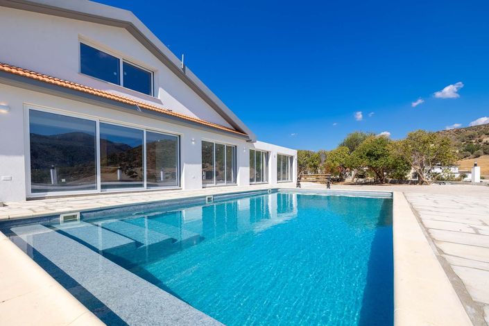 Image No.28-6 Bed House for sale