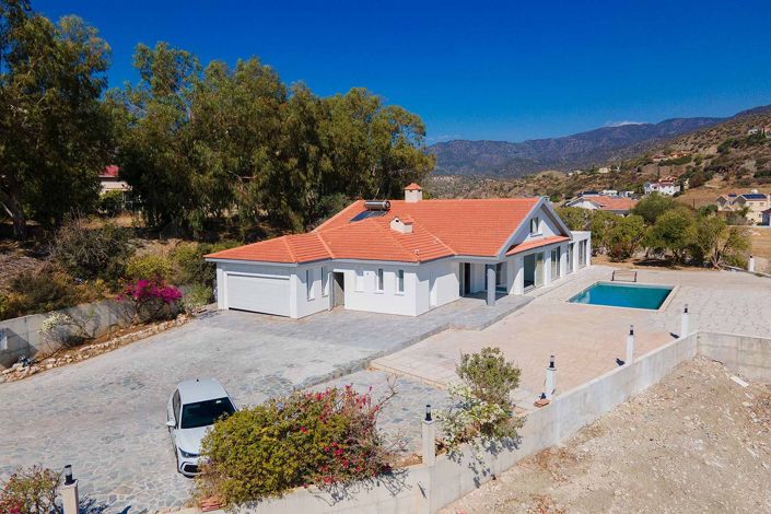 Image No.30-6 Bed House for sale