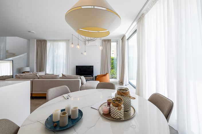 Image No.5-4 Bed Villa for sale