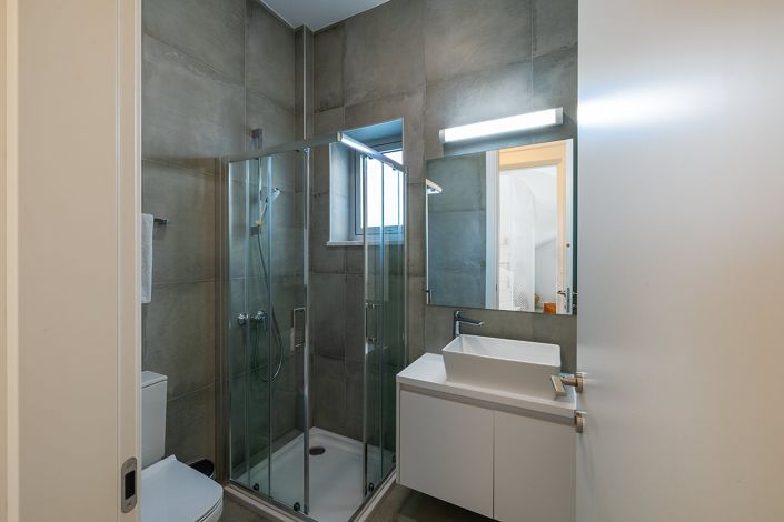 Image No.9-4 Bed Villa for sale