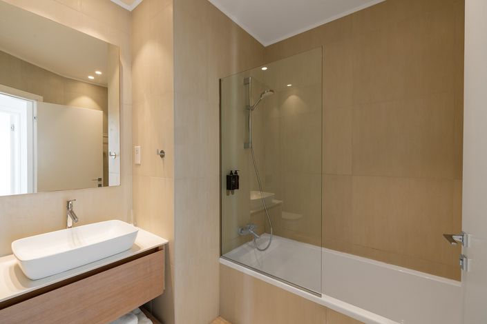 Image No.14-2 Bed Apartment for sale