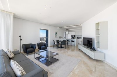 0427232b-6bcf-4997-afc5-bc9d2f7c7f62