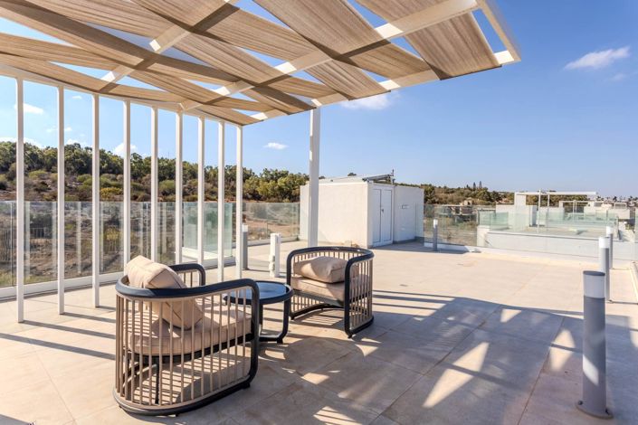 Image No.30-4 Bed House for sale