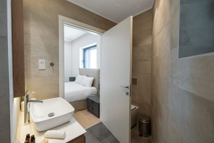 Image No.15-2 Bed Apartment for sale