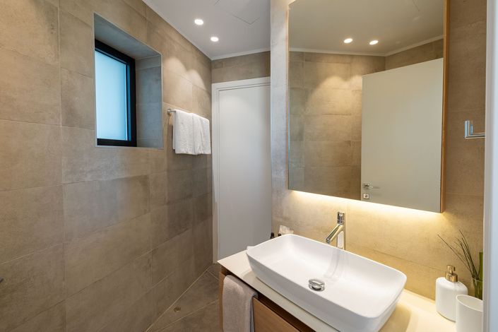 Image No.20-2 Bed Apartment for sale