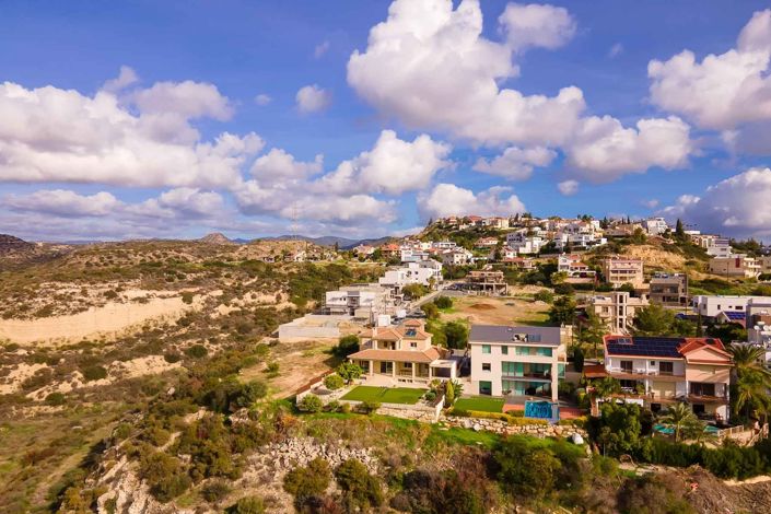 Image No.27-5 Bed House for sale