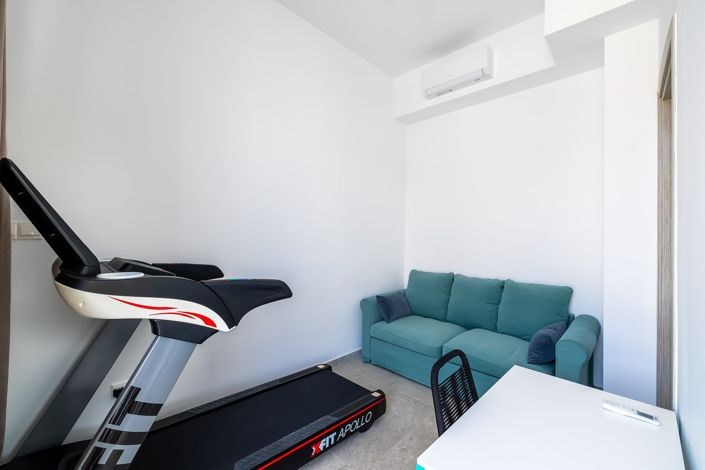 Image No.25-3 Bed House for sale