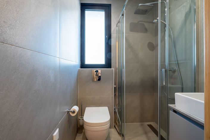 Image No.10-2 Bed Apartment for sale