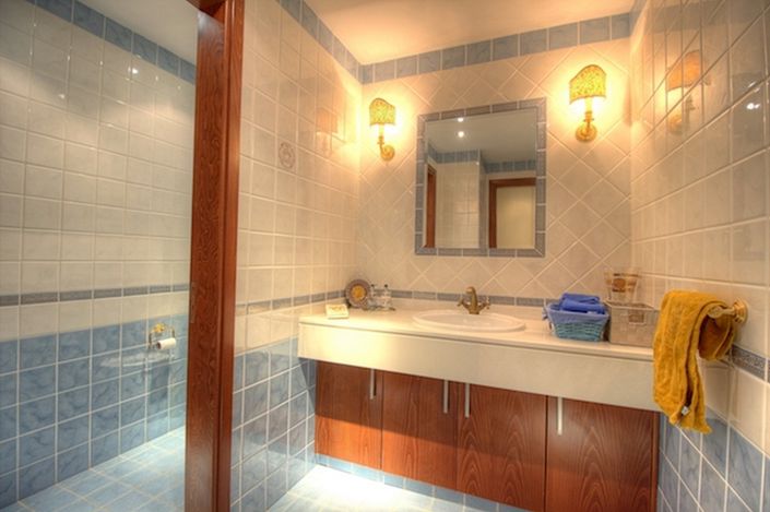 Image No.12-4 Bed Villa for sale