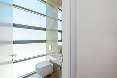 42118742-e030-4a86-a0ce-d9475a1d7050