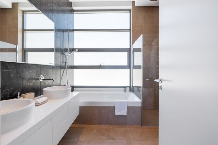 Image No.15-3 Bed Villa for sale