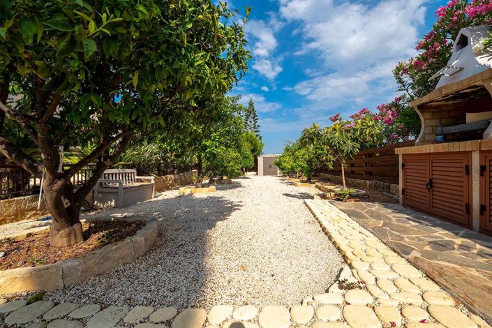 Image No.25-4 Bed Villa for sale