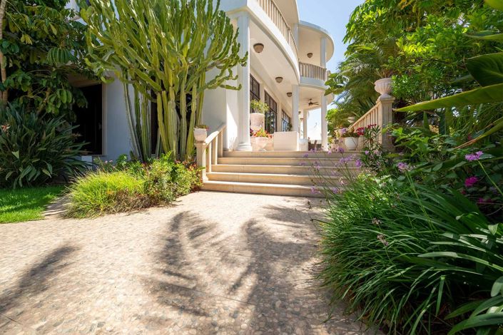 Image No.3-6 Bed Villa for sale