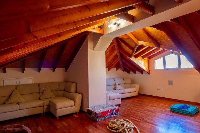 Image No.28-5 Bed Villa for sale