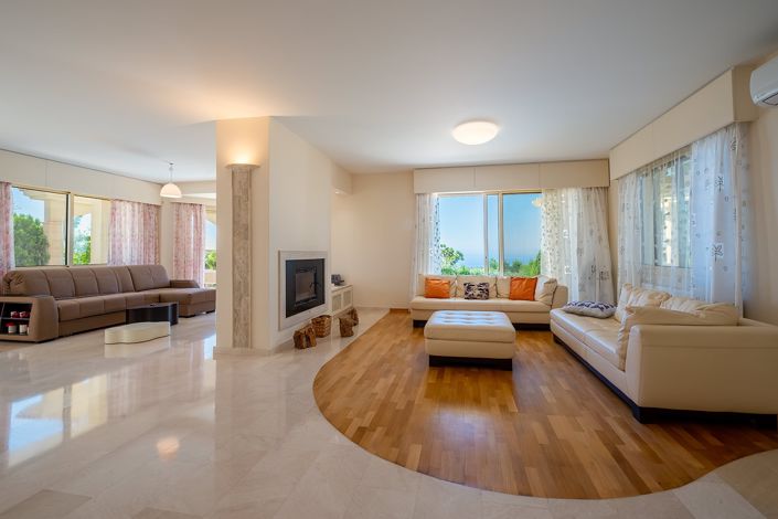 Image No.7-5 Bed Villa for sale