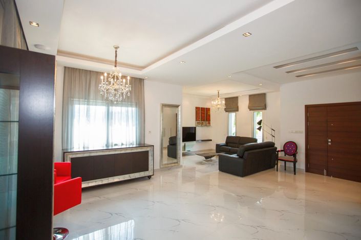 Image No.5-4 Bed House for sale