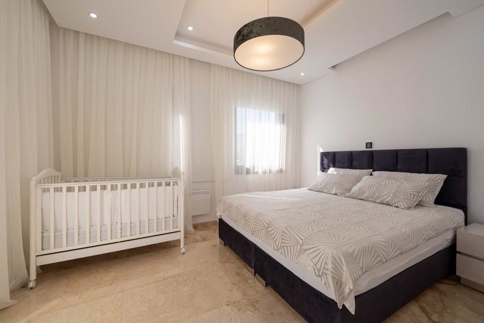 Image No.14-3 Bed House for sale