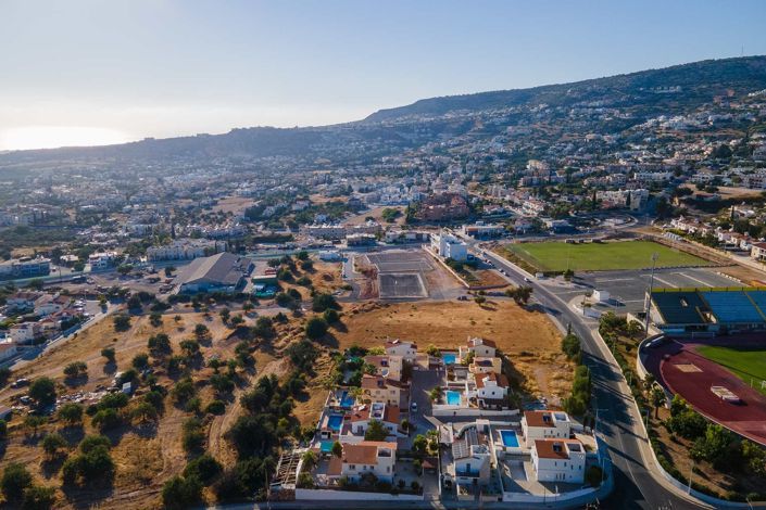 Image No.25-3 Bed House for sale