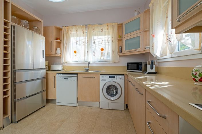 Image No.12-3 Bed House for sale