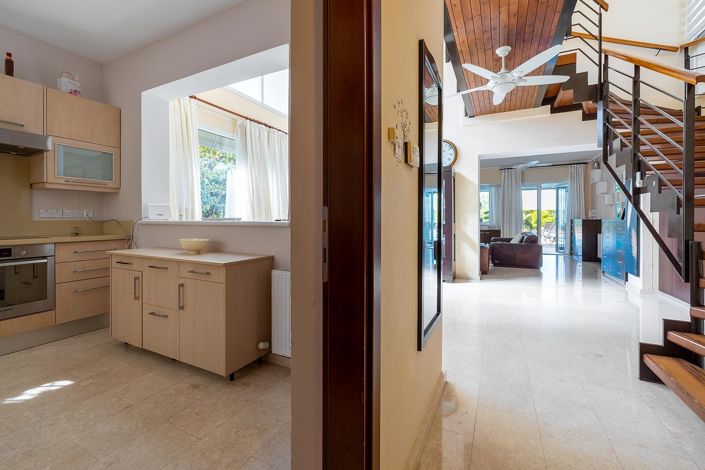 Image No.14-3 Bed House for sale