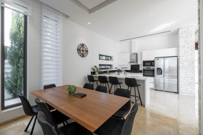 479f828c-5a79-4a1b-b8ec-231bd5775458