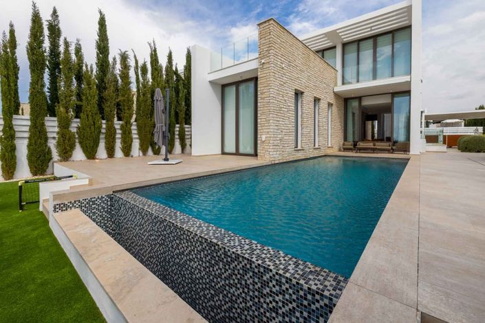 Image No.26-5 Bed Villa for sale