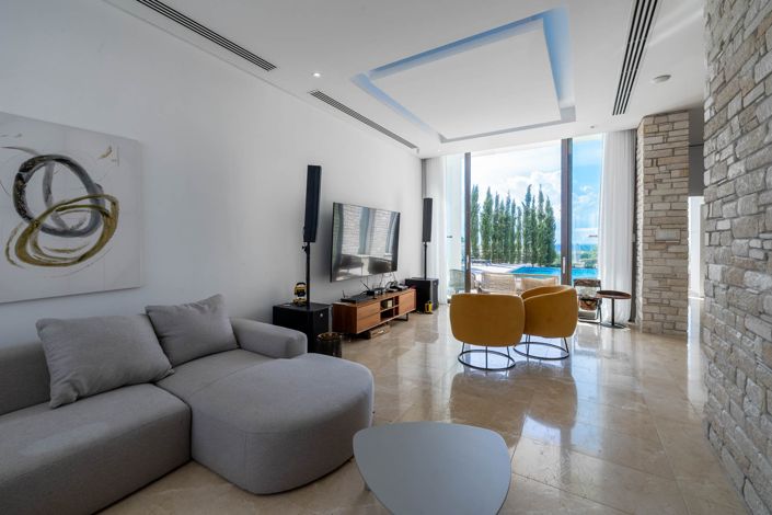 Image No.5-5 Bed Villa for sale