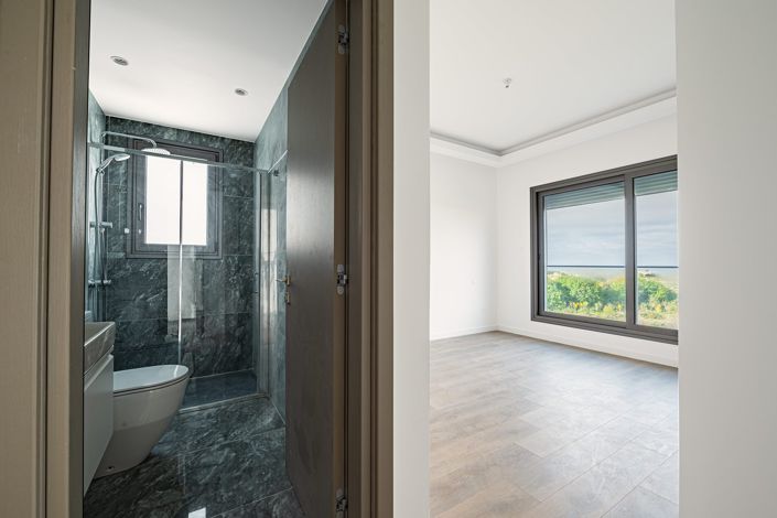 Image No.14-3 Bed Villa for sale