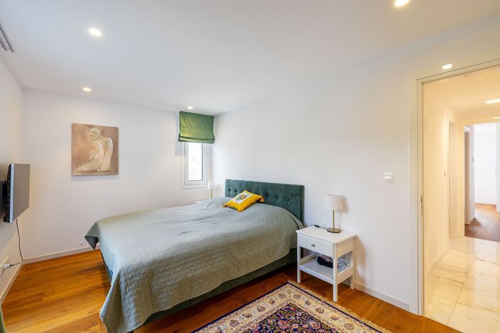 Image No.17-3 Bed Penthouse for sale